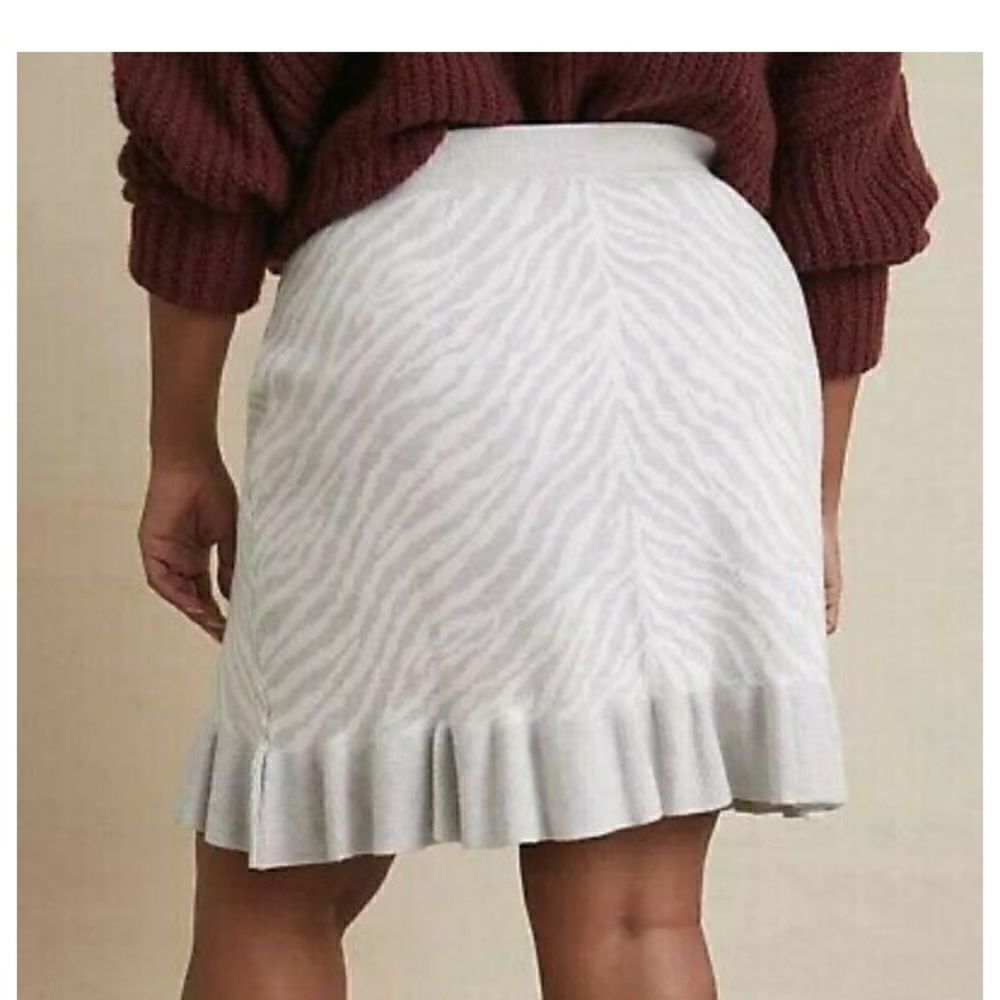 Dolan left coast  zebra ruffle knit mini skirt - Picture 6 of 14